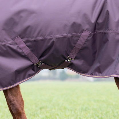Shires Typhoon 100g Turnout Rug Black Cherry