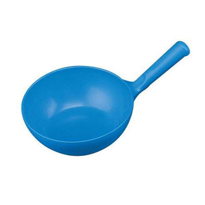 Harold Moore Plastic Round Feed Scoop