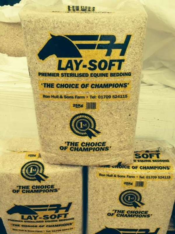 Laysoft Laysoft Horse Bedding | Dust-Extracted Recycled Wood Equine Bedding ...